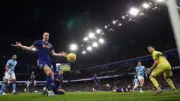 Pemain 20 tahun tersebut sukses menjadi keran gol Manchester City pada menit ke-14 setelah menyelesaikan umpan dari Omar Marmoush.