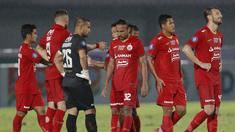 Sempat unggul 2-0 hingga menit ke-70, Persija Jakarta harus puas bermain imbang 2-2 dengan PSIS Semarang dalam laga pamungkas pekan kedua BRI Liga 1 2021/2022, Minggu (12/9/2021). Dengan hasil ini Persija menghuni posisi ke-14 klasemen sementara dengan 2 poin. (Foto: Bola.Com/M. Iqbal Ichsan)