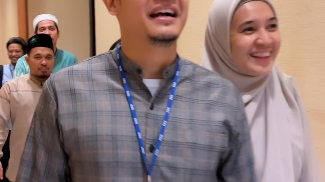 Dhini Aminarti Unggah Foto Terbaru Bareng Dimas Seto dan Perlihatkan Kemesraan: Semua Akan Indah Pada Waktunya