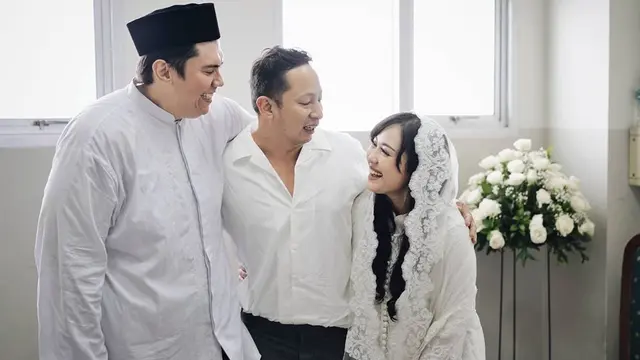 Potret akad nikah Ralf Morscheck dan Anisa Farida Amalia di rumah sakit