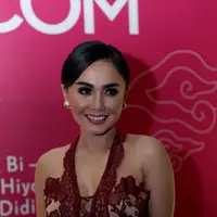 Namun pelantun lagu 'Pelangi' tersebut merasa beruntung karena kebanyakan teman-teman Cavin dan Cello sering bermain di rumah. (Andy Masela/Bintang.com)