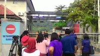 Di Seberang Nusakambangan, dari Selfie hingga Tempat Momong Anak