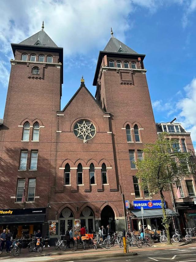 Fatih Camii Mosque, Amsterdam, Belanda