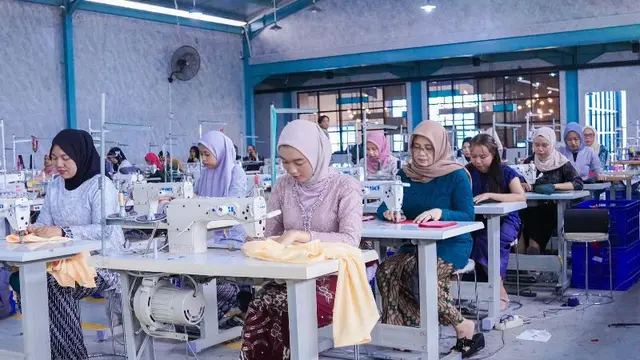Bangga Berbatik, Masyarakat Kini Bisa Pesan Batik Sesuai Kebutuhan di Garmen yang Diproduksi di Malang