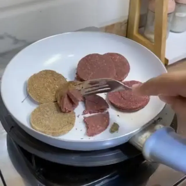 Bukan Dibakar, Ini Trik Simpan Terasi Anti Jamuran dan Lebih Tahan Lama