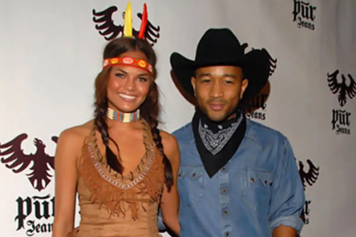 Chrissy Teigen dan John Legend 