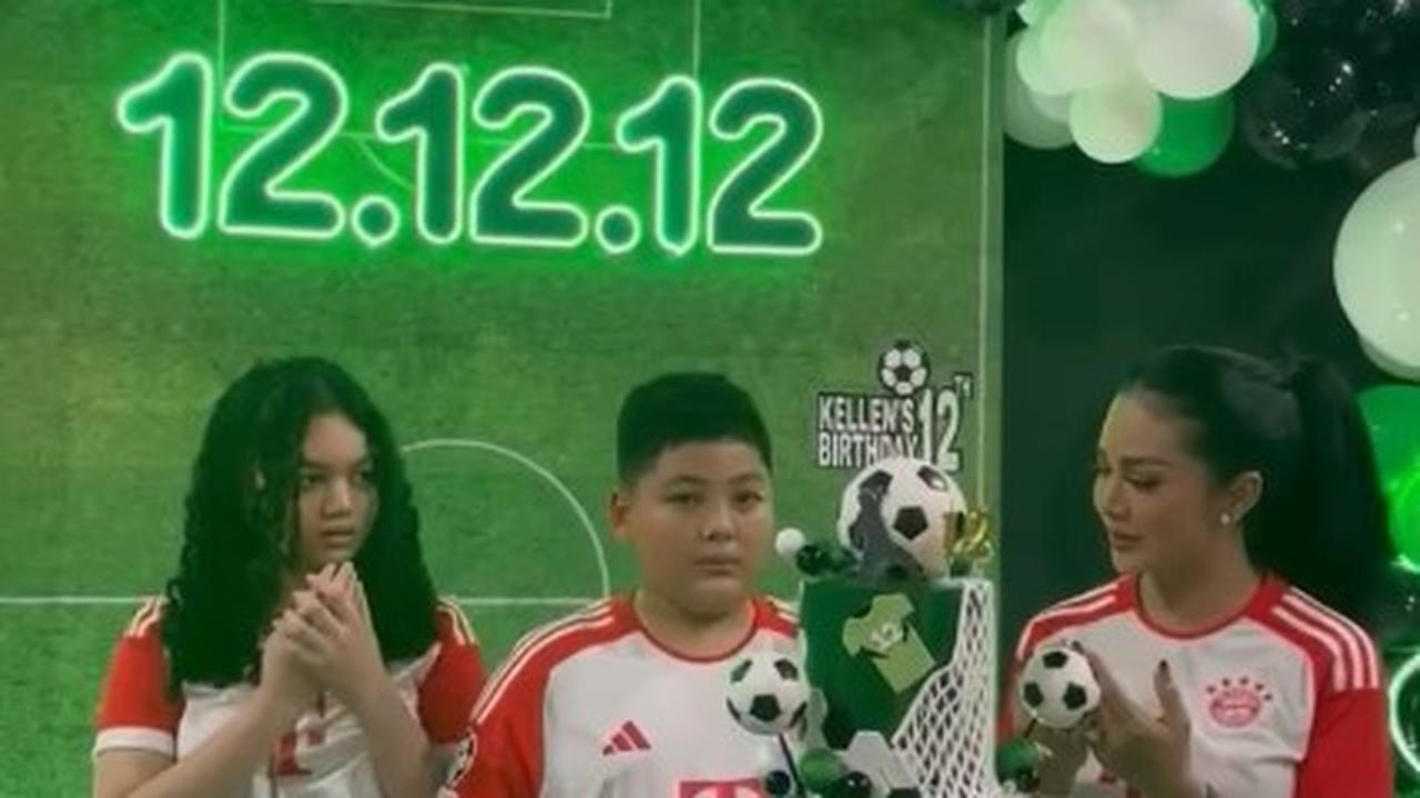 7 Potret Ultah Kellen Lemos Anak Kris Dayanti, Bertajuk Soccer Party - Tanding Bola di Tengah Hujan