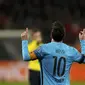 Pemain Bintang FC Barcelona, Lionel Messi merayakan golnya ke gawang Bayer Laverkusen pada leg kedua grup E Liga Champions di Stadion BayArena, Laverkusen, Jerman, Kamis (10/12/2015) dini hari WIB. (REUTERS/Ina Fassbender)
