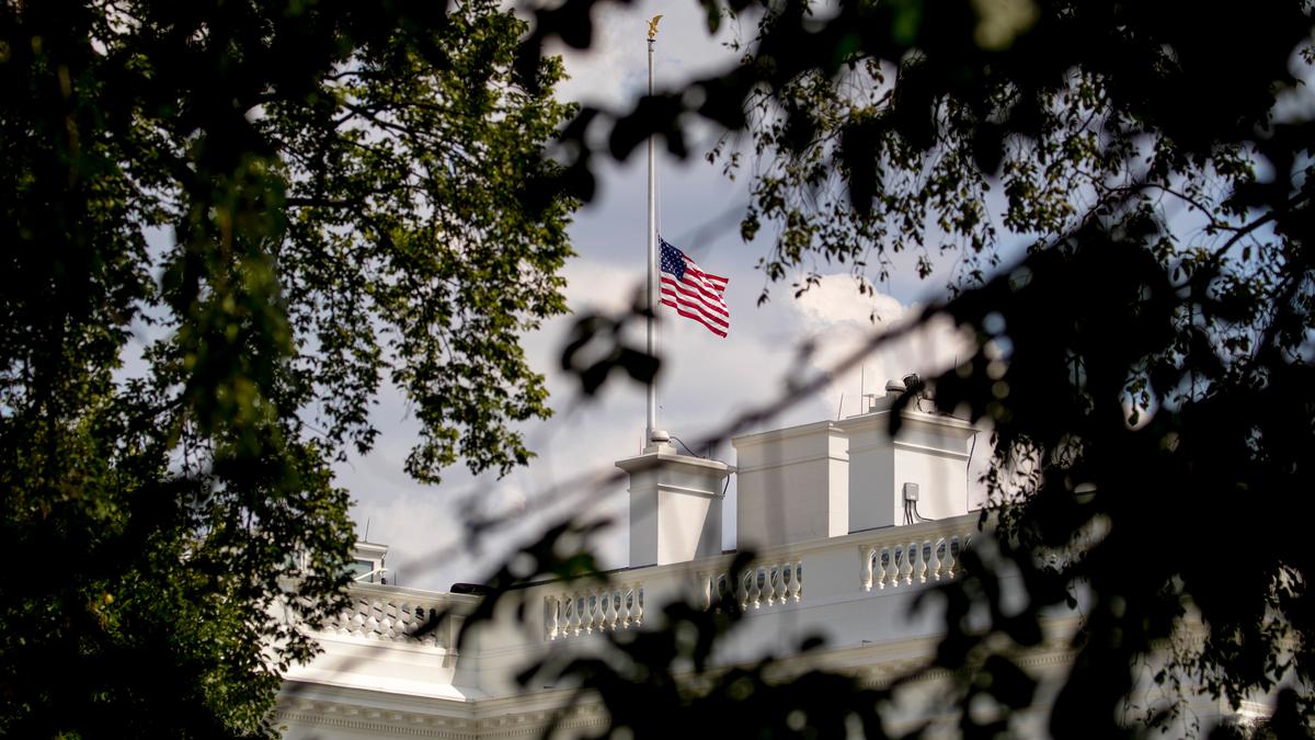 Jelang Pelantikan Donald Trump, AS Hadapi Batas Utang USD 36 Triliun