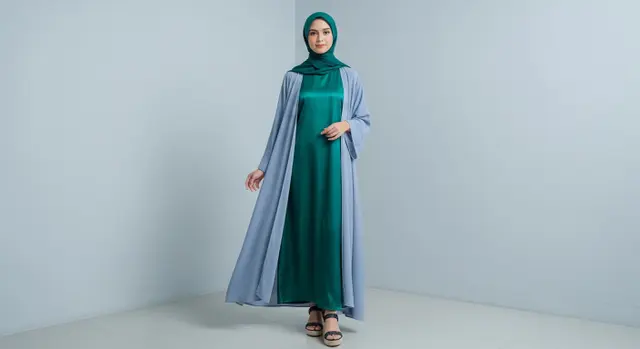 5. Abaya Dua Potong (Two-Piece Abaya Set)
