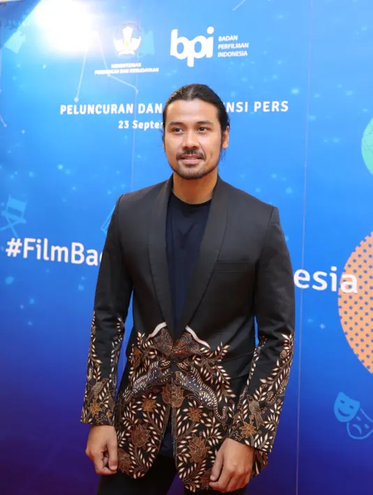 Chicco Jerikho saat dinobatkan sebagai Duta FFI di Jakarta, Senin (23/9/2019). (Daniel Kampua/Fimela.com)