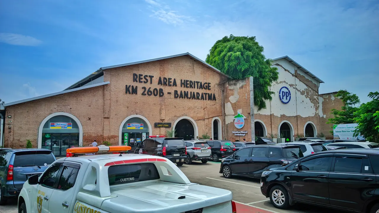 Rest Area Heritage Banjaratma 260B Brebes menjadi rest area terlengkap di Indonesia