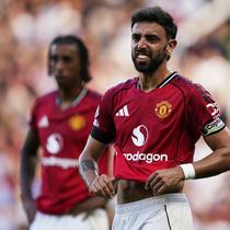 Ekspresi Bruno Fernandes pada laga Manchester United vs Arsenal di pekan ke-1 Premier League 2025/2026, Minggu (17/8) malam WIB - AP/Dave Thompson