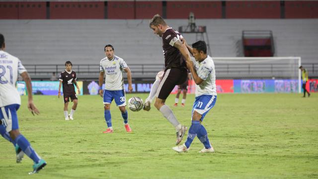 PSM Makassar vs Persib Bandung