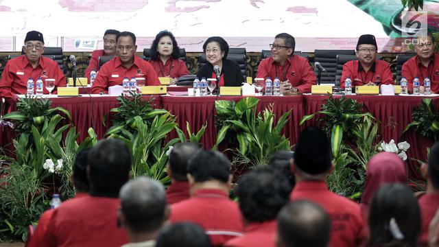 Megawati Soekarnoputri Umumkan 4 Cagub-Cawagub Riau, Sultra, NTT dan Maluku