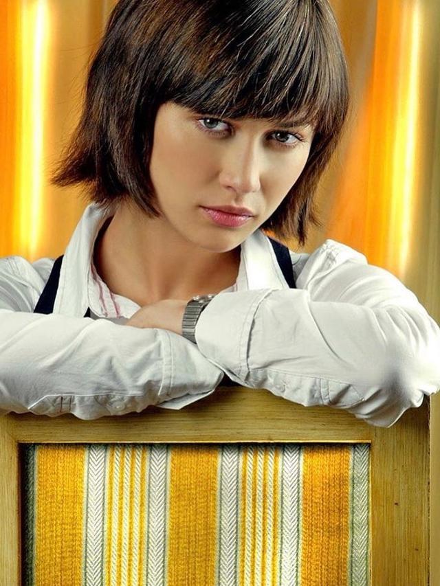 Olga Kurylenko. (Foto: Instagram @olgakurylenkoofficial)