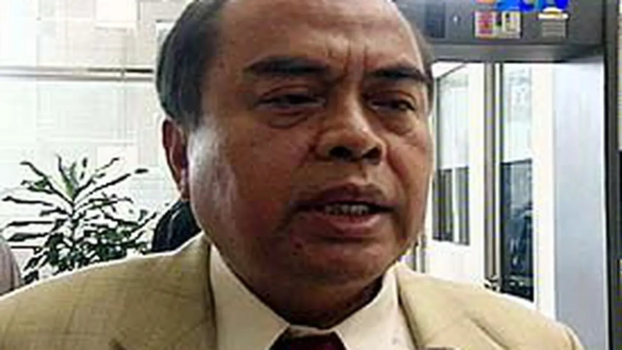 040705bUAN.jpg