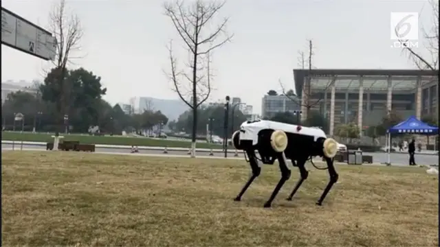 Bukan hanya mengangkat beban hingga 20 kg, robot anjing ini juga bisa melompat dan memanjat tangga.