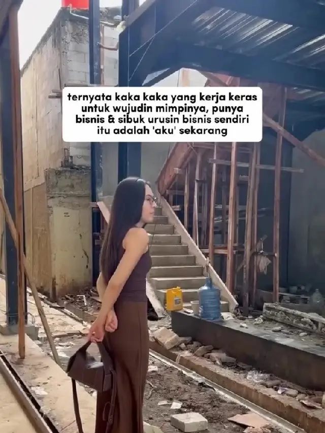 Dirikan Soul Padel Club, 5 Pesona Cantik Olivia Jensen Pantau Proses Pembangunan Bisnis Barunya (credit: instagram/oliviajensen).