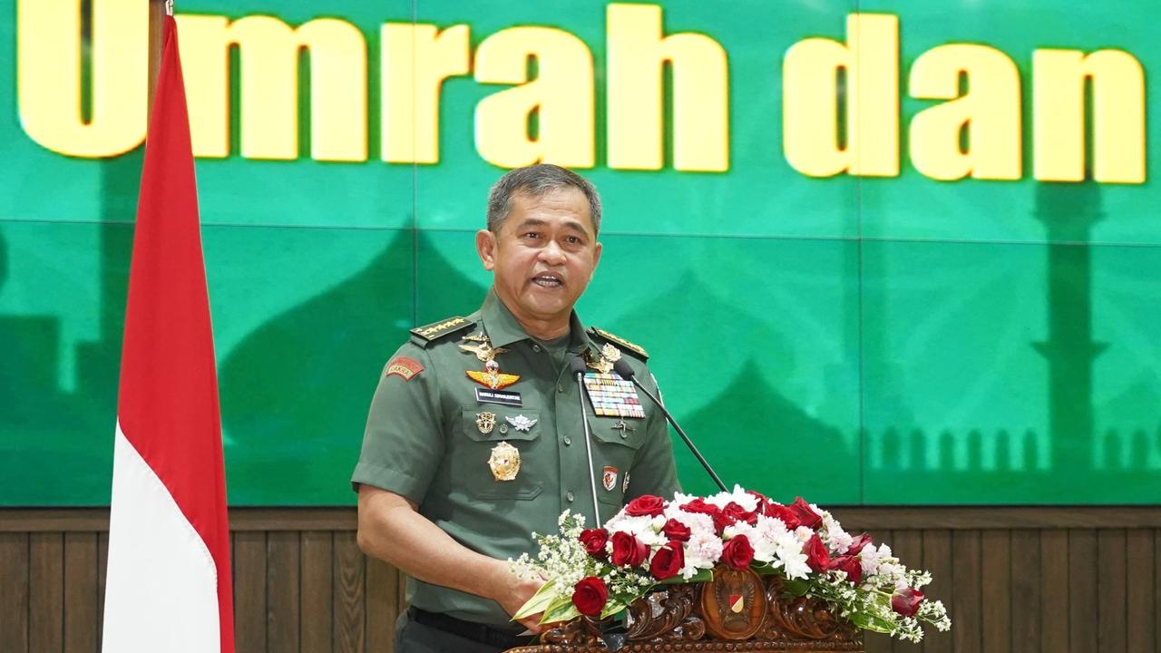 FOTO: Kasad Berangkatkan Prajurit dan PNS TNI AD Umroh sebagai Apresiasi Kinerja