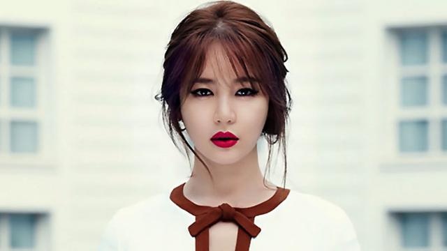 yoon-eun-hye-131008c.jpg