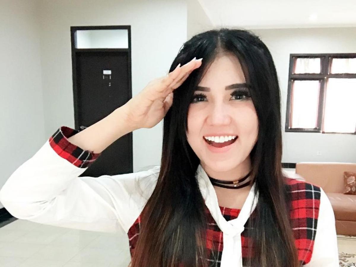 Via Vallen Tinggal di Rumah Kece, Yuk Intip 8 Potretnya ...