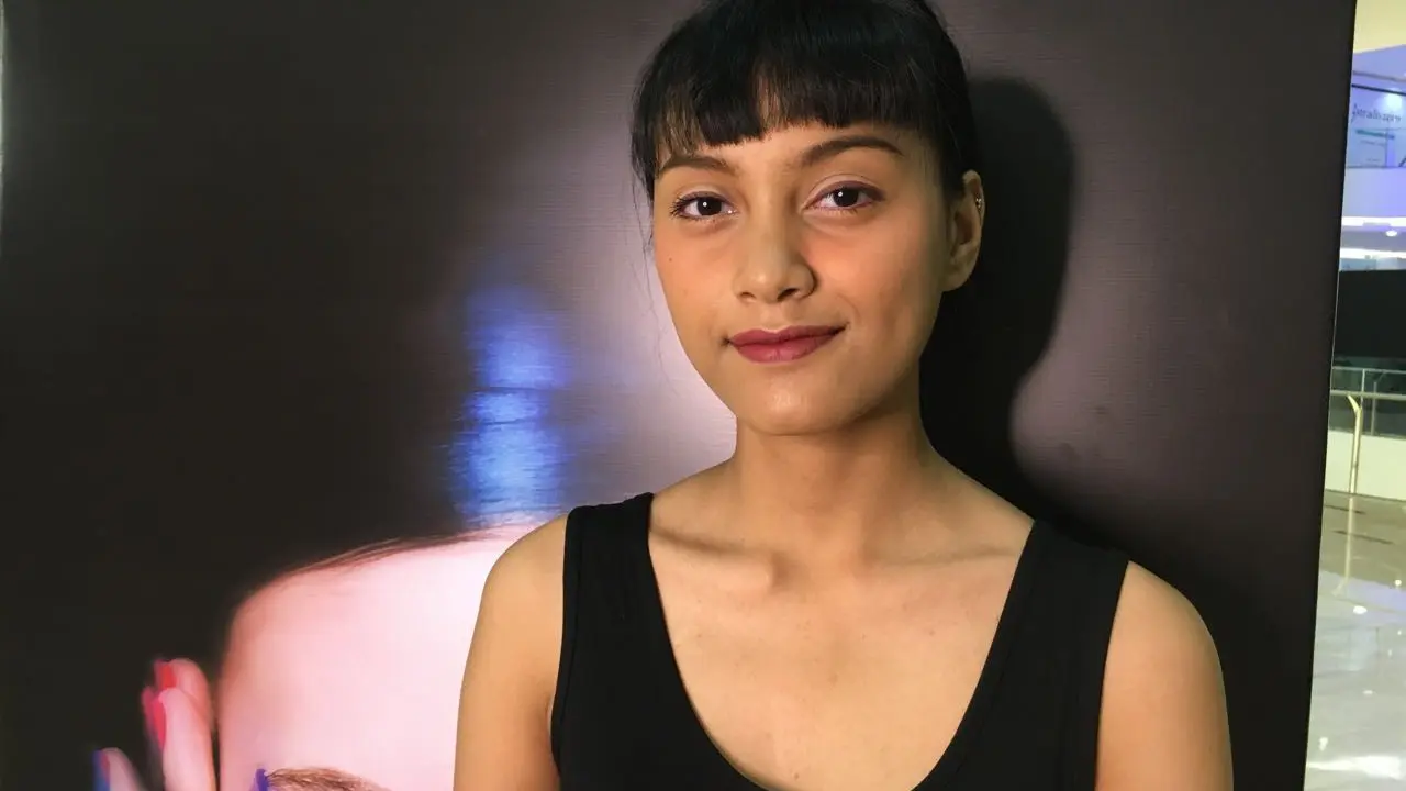 Kulit Tanned Ingin Doll Makeup? Ikuti Tutorial Ini