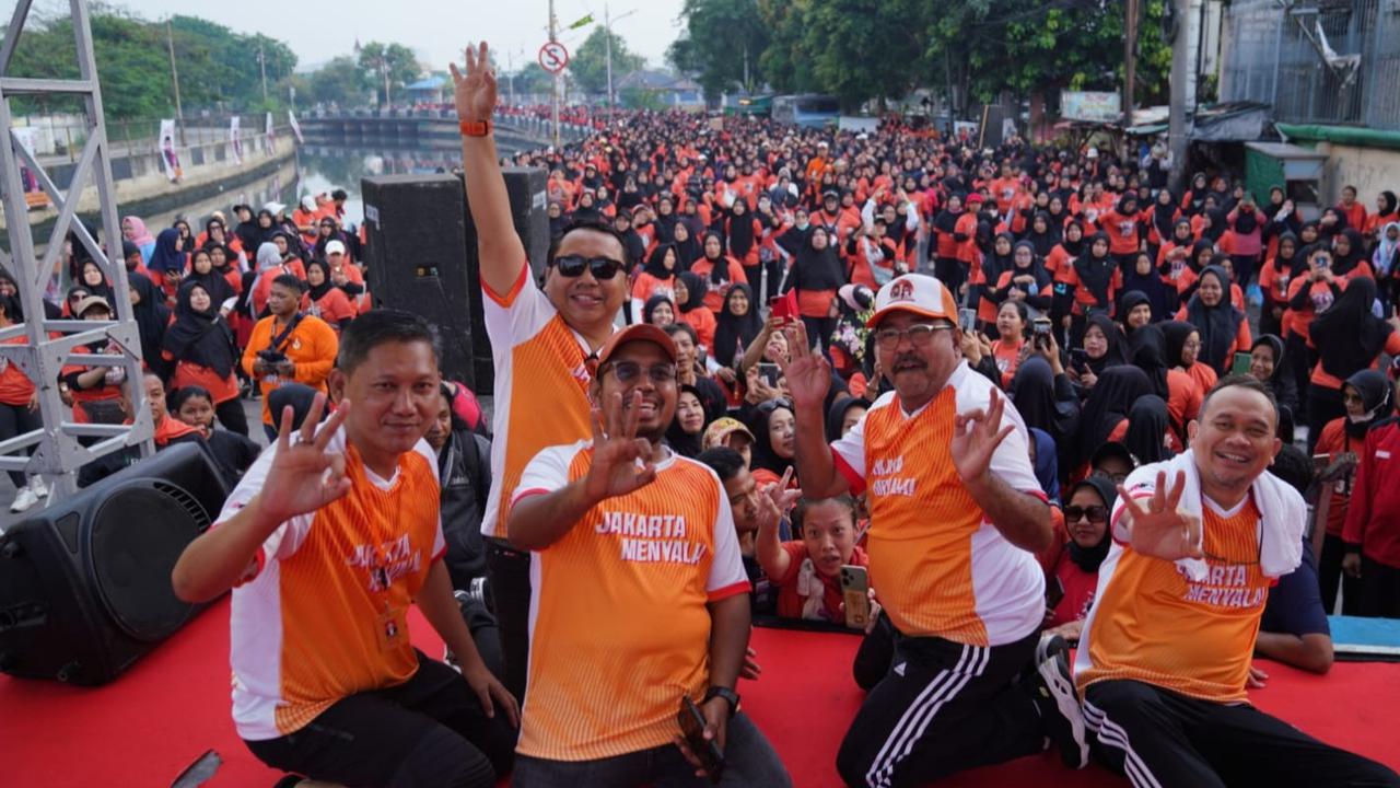 Ribuan Warga Sunter Jaya Padati Senam Bersama dengan Bang Doel