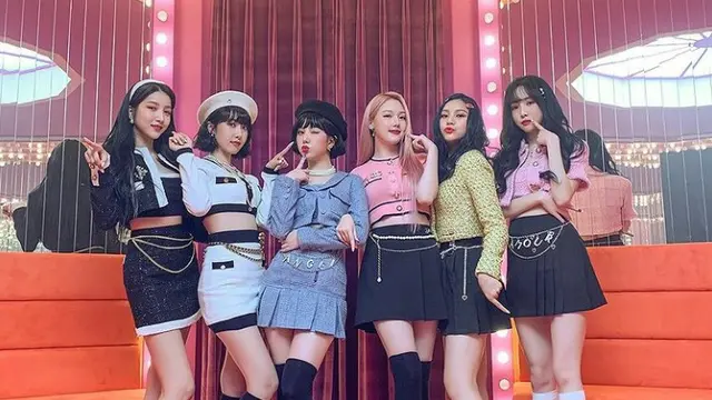 Resmi Bubar, Ini Rahasia Perawatan Kulit Member ex-GFRIEND Agar Selalu Bercahaya di Atas Panggung
