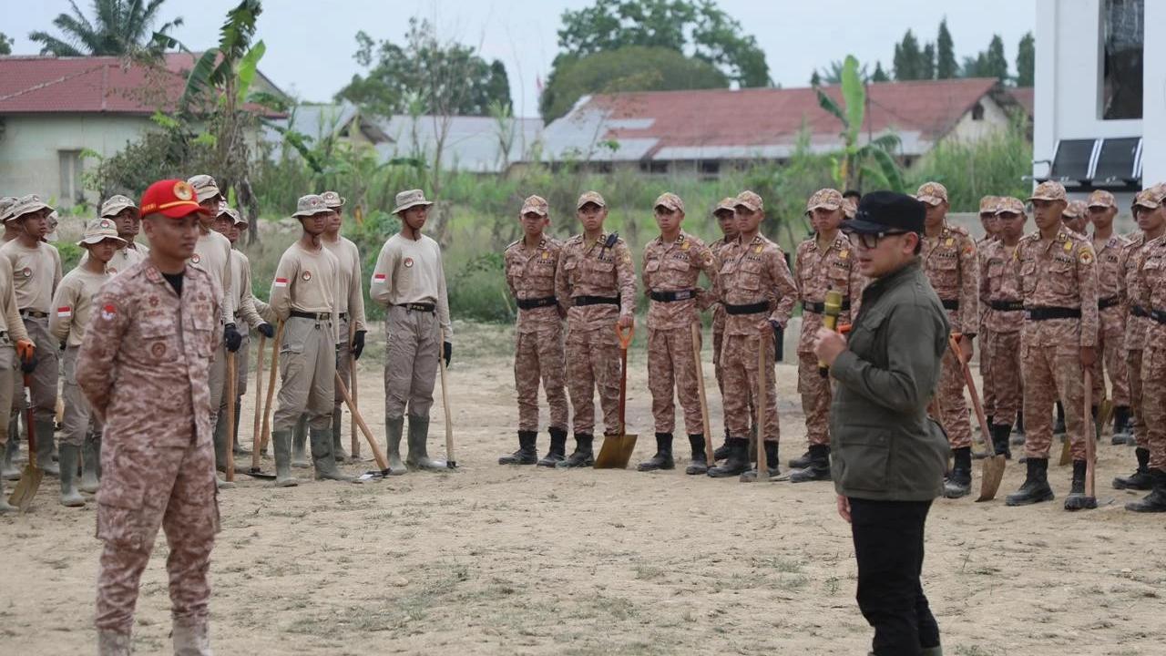 Wamendagri Bima Arya Sugiarto jadi pembina apel penerimaan Satuan Praja Pratama (praja tingkat satu) di Aceh Tamiang