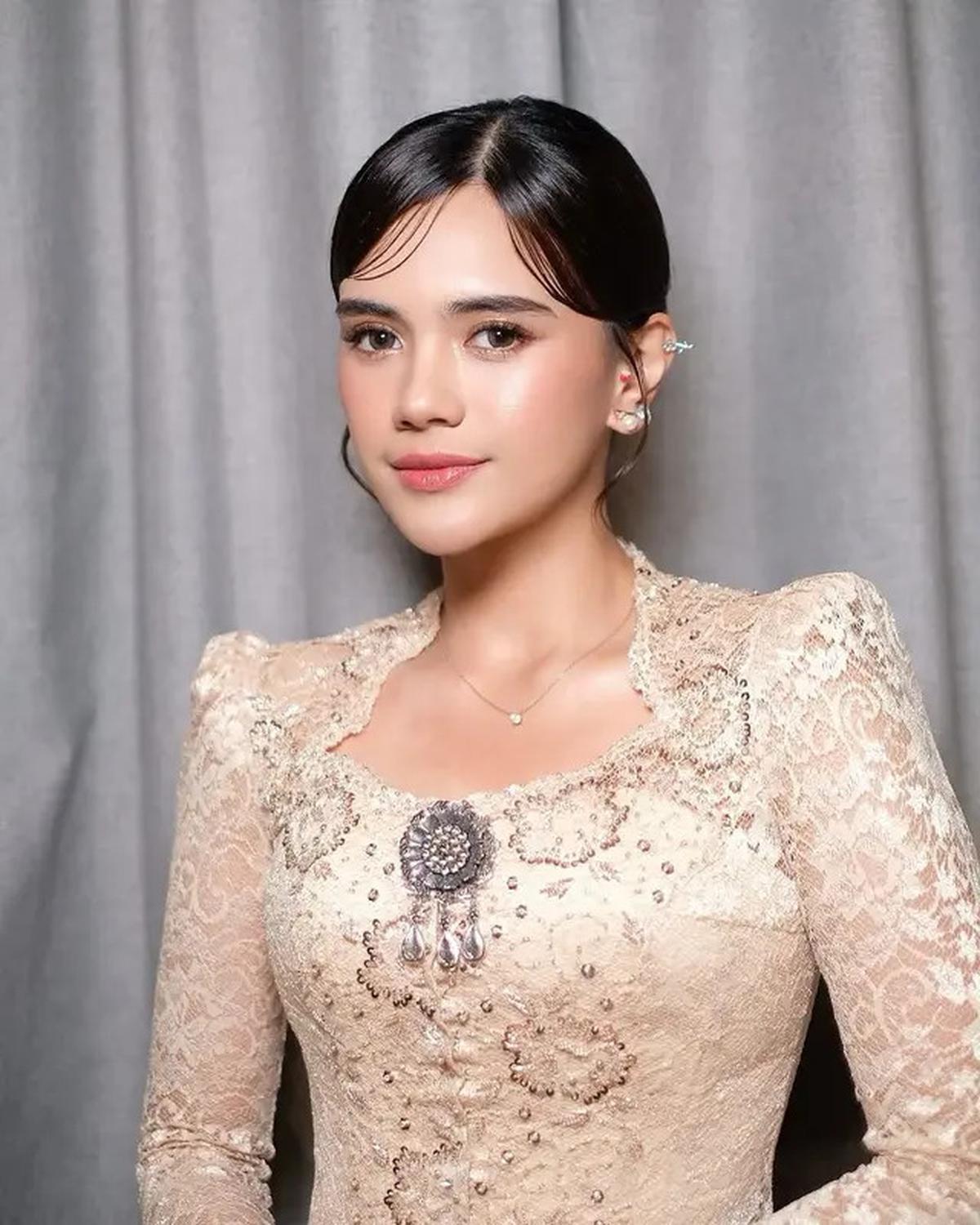 6 Potret Audi Marissa di Pernikahan Ochi Rosdiana, Serasi denganAnthonyXie