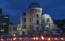 FOTO: 80 Tahun Tragedi Bom Hiroshima, Api Unggun Menyala untuk Perdamaian