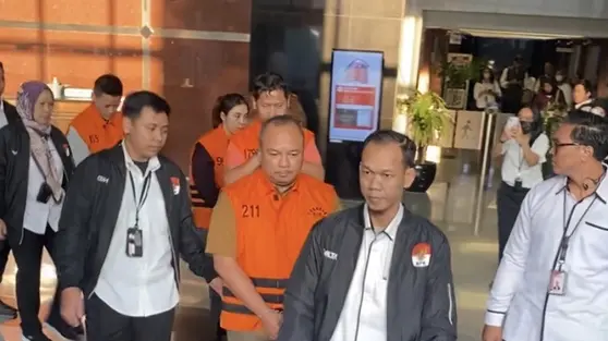 KPK Tahan 5 Tersangka Korupsi BNPB