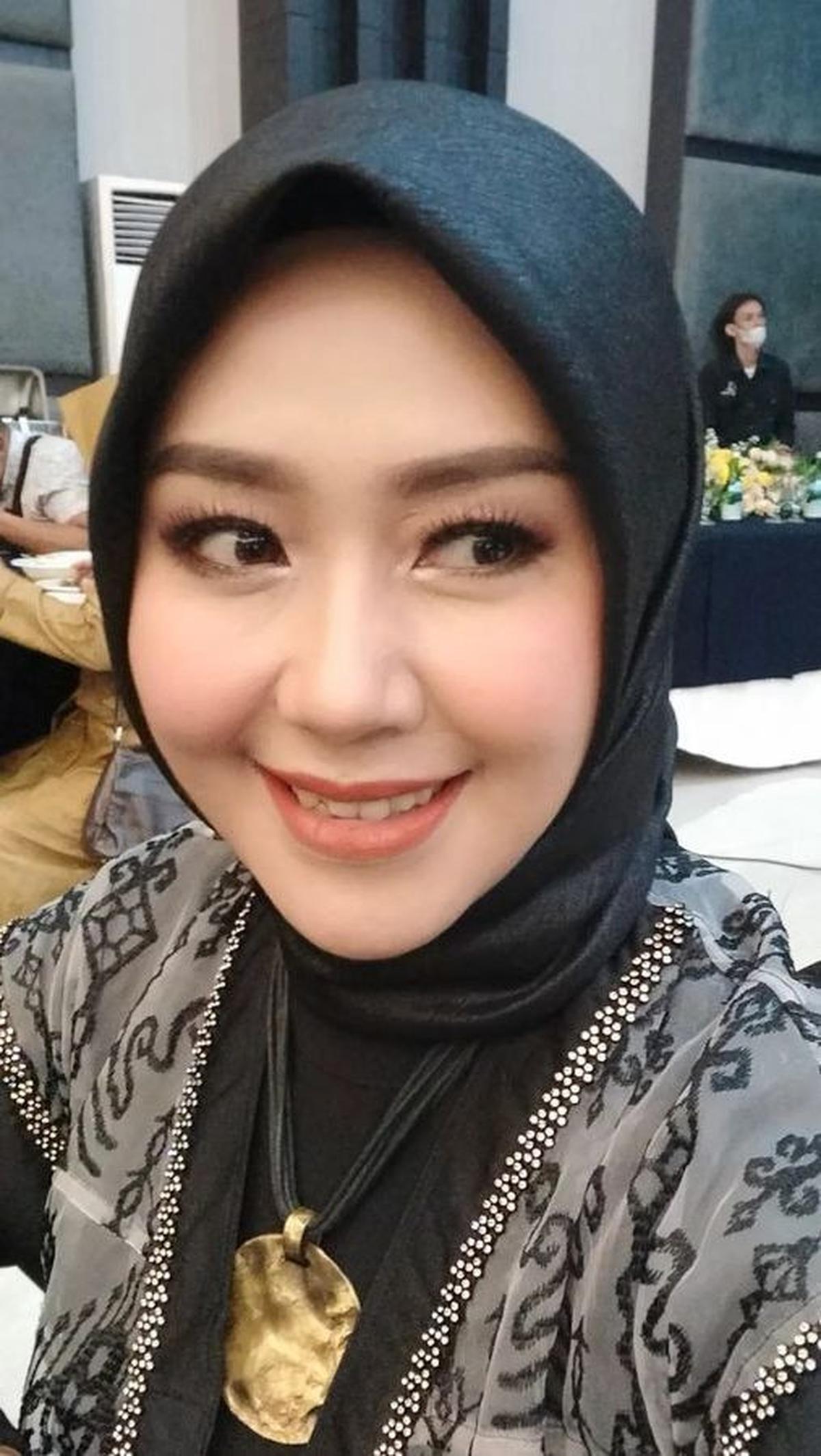 Dunia politik sudah tidak asing lagi bagi Gita KDI. Gita kini menjadi tenaga ahli MPR (Majelis Permusyawaratan Rakyat). Gita pun banyak menghadiri agenda-agenda MPR terutama sosialisasi Empat Pilar Kebangsaan.