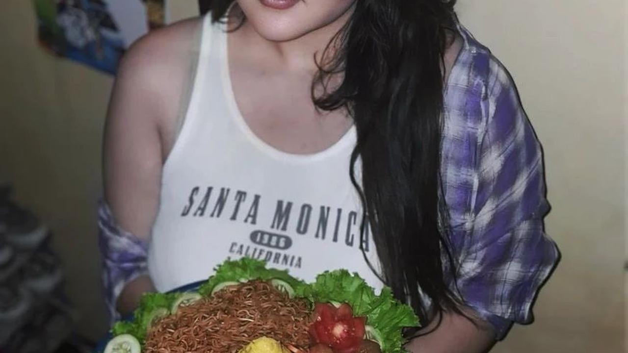 Talitha Curtis, Dulu Pemain Sinetron GGS Kini Berjualan Makanan di Depan Minimarket