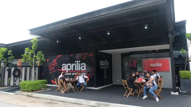 Hospitality Paddcok Tim Federal Oil Gresini Moto2