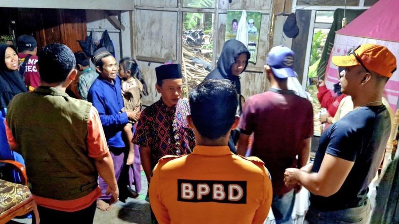 BPBD Bondowoso Ingatkan Warga Waspada Pohon Tumbang Akibat Angin Kencang