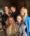 Usai Victoria Beckham membantah Spice Girls akan melakukan tur, ternyata Mel B memberikan informasi berbeda. (instagram/victoriabeckham)