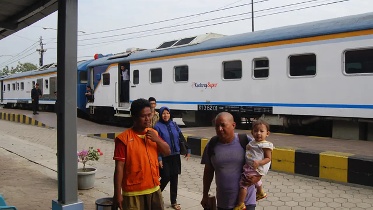 Kedungsepur, Kereta Baru yang Aman, Nyaman, Cepat.