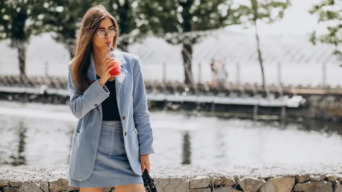 wanita desember tidak disukai oleh orang lain