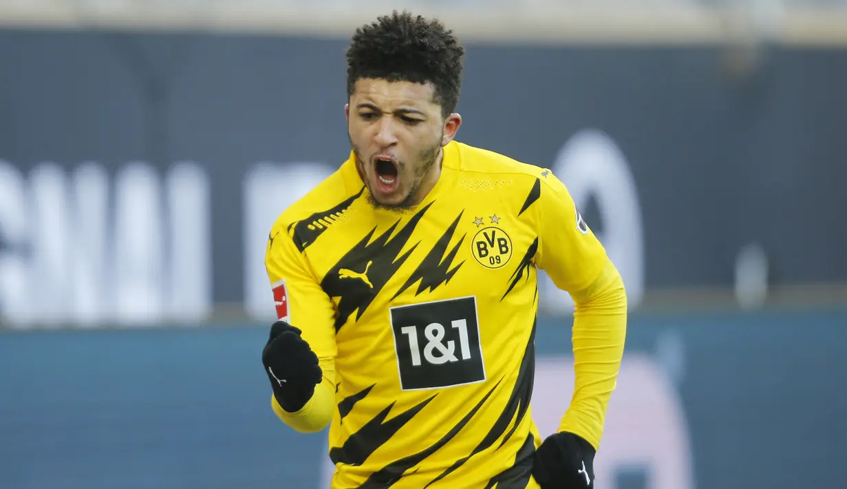 Jadon Sancho. Pemain sayap kiri berusia 21 tahun yang mulai musim ini berseragam Manchester United sebelumnya memperkuat Borussia Dortmund selama 4 musim. Tampil total 104 laga di Liga Jerman, ia mampu mencetak 38 gol yang membuat Setan Merah tertarik merekrutnya. (AFP/Pool/Leon Kuegeler)
