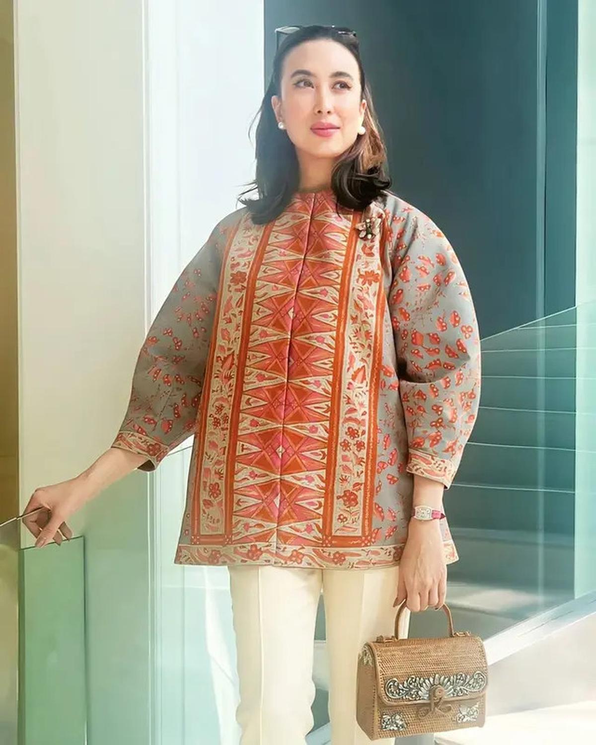 Disebut Menteri Terkaya, Gaya Khas Old Money Menpar Widiyanti Putri Wardhana dengan Produk Lokal