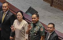 FOTO: Ekspresi Jenderal Agus Subiyanto Usai Disahkan DPR Jadi Panglima TNI