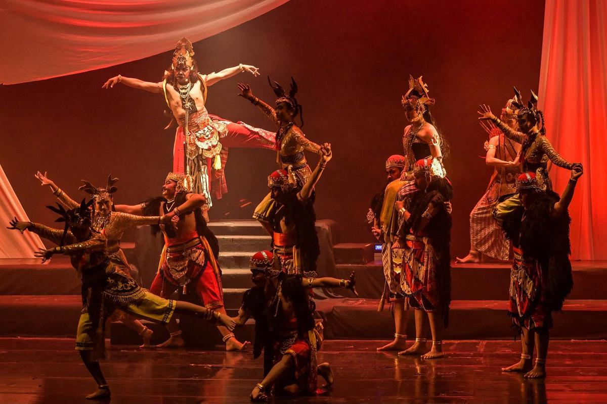 FOTO: Pekan Wayang Jatim 2025,  “Duta Pancawati” Tampilkan Kolaborasi Tradisi dan Modern