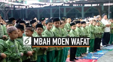 Ratusan siswa madrasah di Mojokerto Jawa Timur gelar salat gaib untuk KH Maimun Zubair yang wafat di Makkah hari Selasa (6/8/2019).