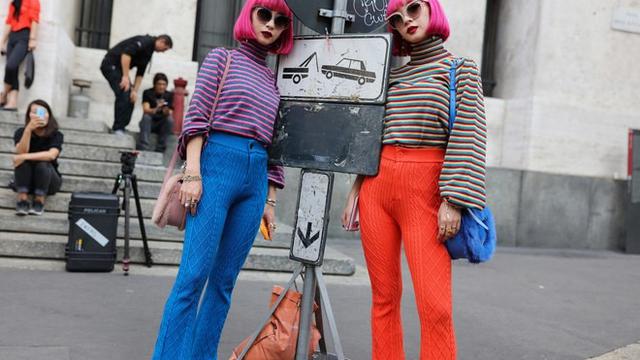 Ide Seru Pakai Warna Elektrik dari Milan Fashion Week 2019