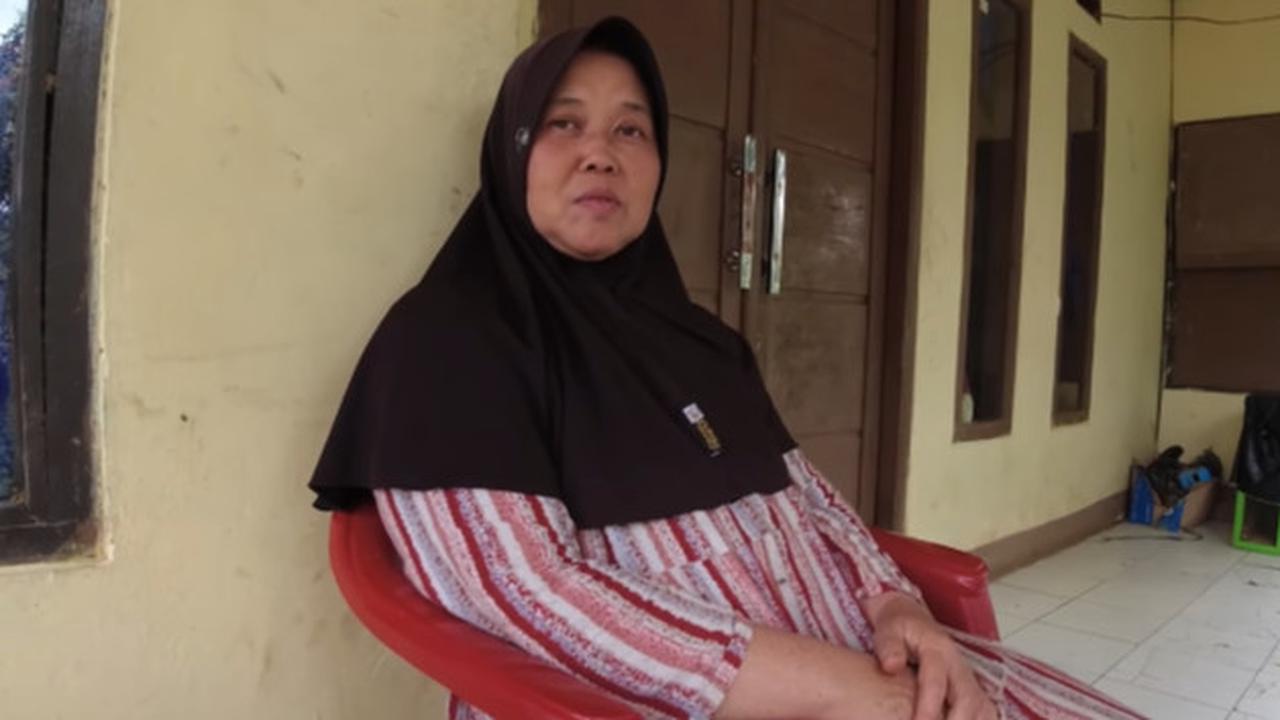 Dulu Kerja di Indosiar, Wanita Ini Kini Tinggal di Tengah Hutan Demi Rawat Suami Sakit Komplikasi