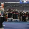 Mantan pemain Liverpool, Ian Rush (kanan), dan mantan pemain Real Madrid, Raul (kiri), membawa trofi di lapangan sebelum pertandingan final Liga Champions UEFA antara Liverpool dan Real Madrid di Stade de France di Saint-Denis, utara Paris, pada 28 Mei 2022. (FRANCK FIFE/AFP)