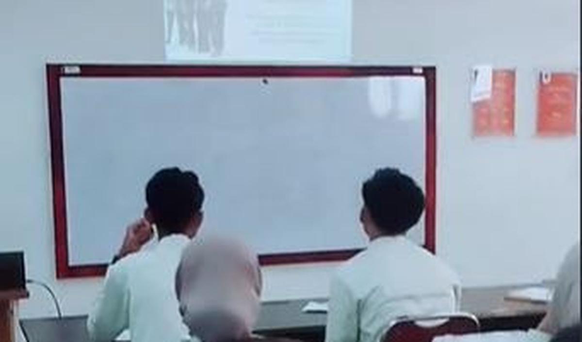 Metode Mengajar Mata Kuliah Bahasa Inggris