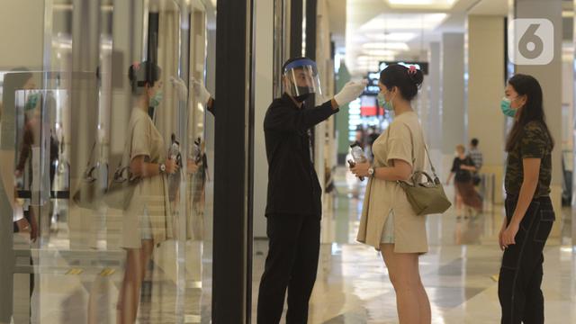 FOTO: Mendag Tinjau Penerapan Protokol Kesehatan di Mal Kota Kasablanka